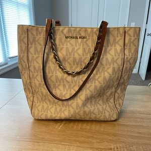 Michael Kors Tote